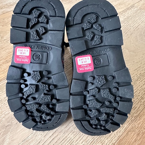 ***NEW*** toddler floral boots - Picture 3 of 3